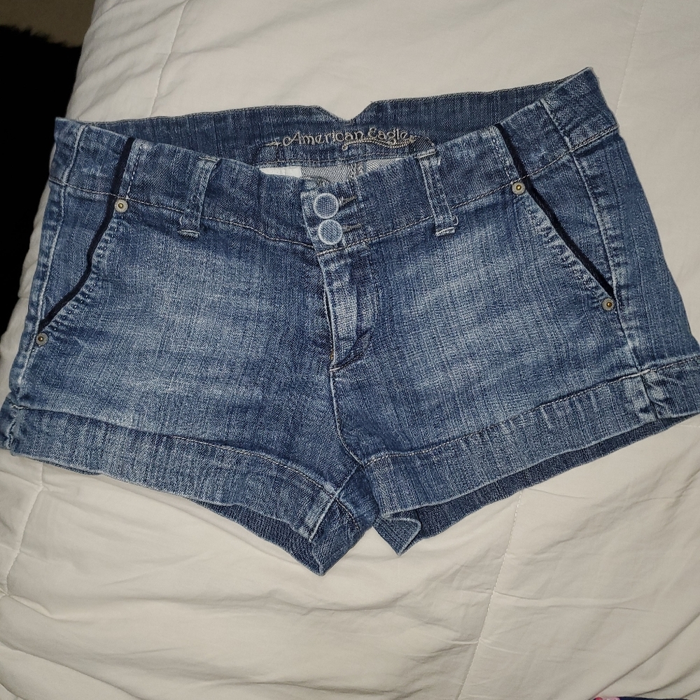 American eagle shorts size 10